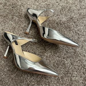 Nine West Silver Heels